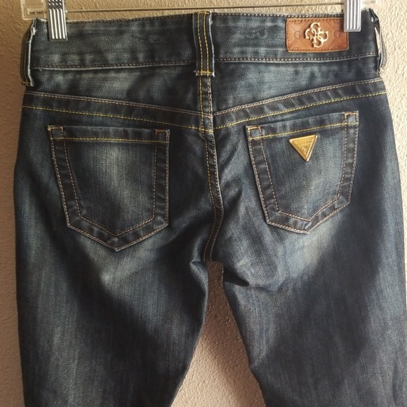 Guess Jeans - Picture 3 of 3